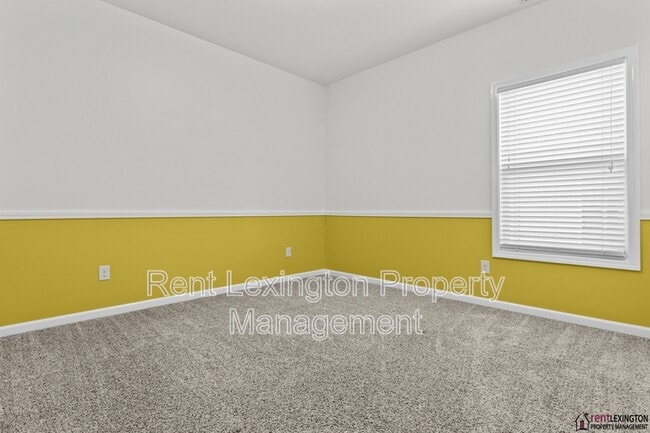 Building Photo - 111 High Hope Ln