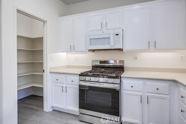 Building Photo - 321 N Riley Ct