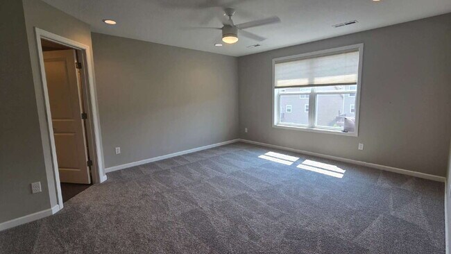 Building Photo - New build in New Brighton - 3 bedrooms in Mounds View School District MOVE IN READY