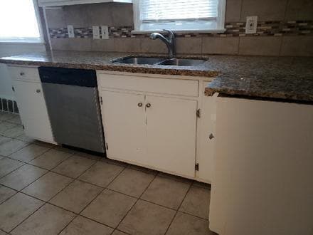 Building Photo - 18308 Edinboro Ave