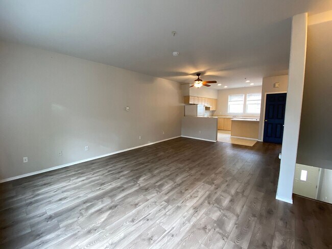 Building Photo - 14290 SW Cougar Ridge Dr
