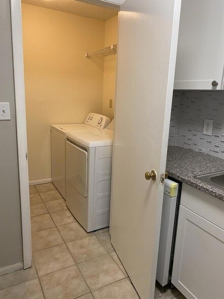 Building Photo - 13387 Arbor Pointe Cir