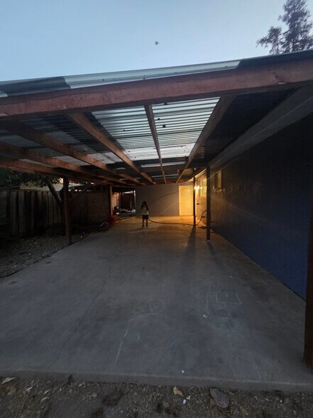 Building Photo - 1742 Orlando Dr