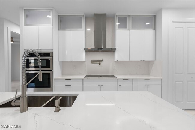Building Photo - 1639 NW 33rd Ave