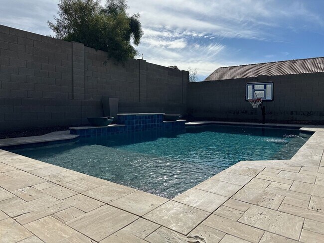 Building Photo - STUNNING 3 bed/2 bath remodel in Chandler ...