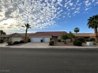 Building Photo - 330 John Henry Dr