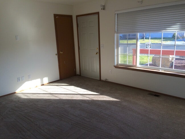 Building Photo - Ephrata House for Rent! PENDING APPLICATIONS!