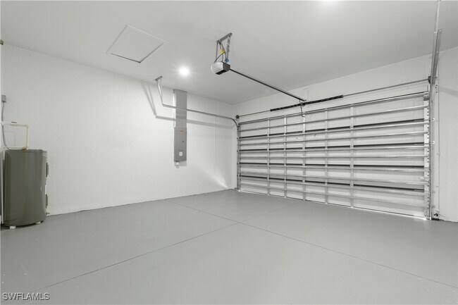 Building Photo - 2916 30th St SW