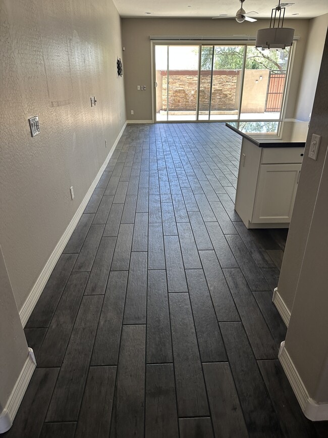 Building Photo - 7471 E Paraiso Dr