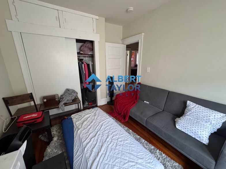 Building Photo - 101 Heath St