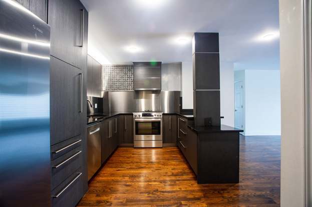 Building Photo - 2400 Archbury Ln