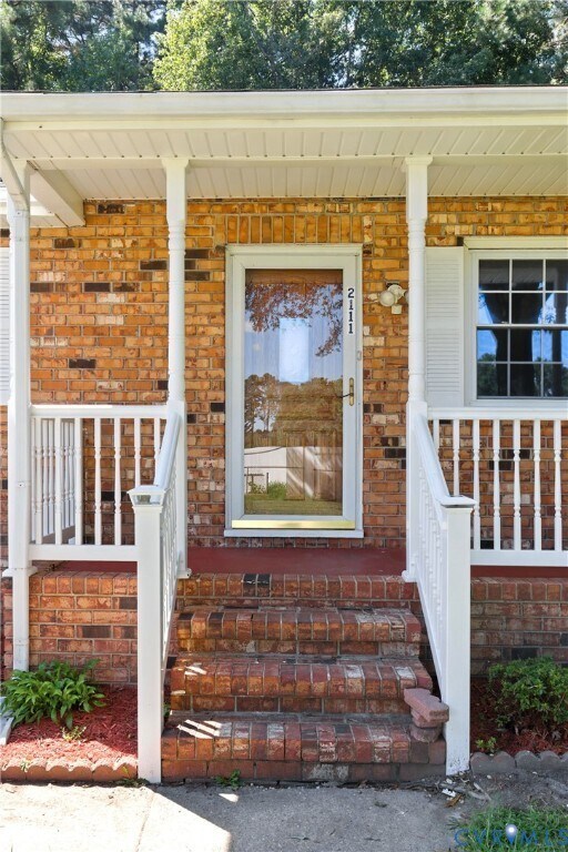 Building Photo - 2111 Clary Rd