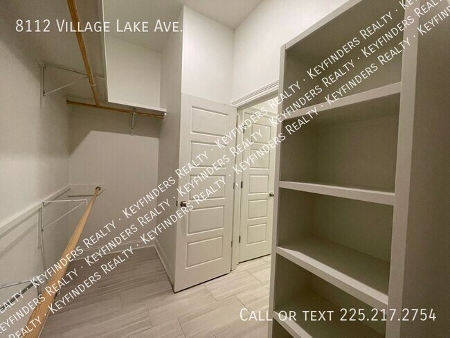 Building Photo - 8112 Village Lake Ave