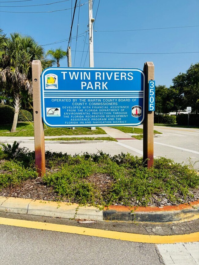 Building Photo - *ROCKY POINT GEM* 3/2/1 Pool Home with Lawn and Pool Care Included!