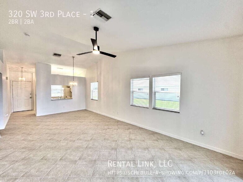 Building Photo - 320 SW 3rd Pl