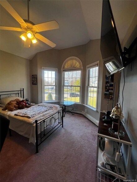 Building Photo - 6 Kara Ct