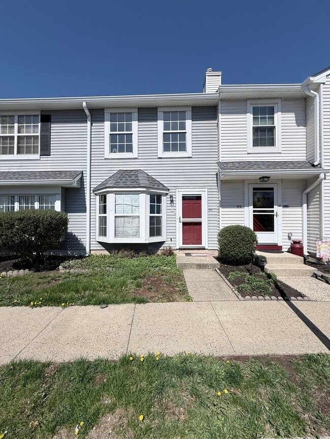 Building Photo - 171 Scobee Ln