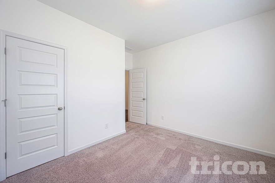 Building Photo - 132 Chapel Meadow Ln SW