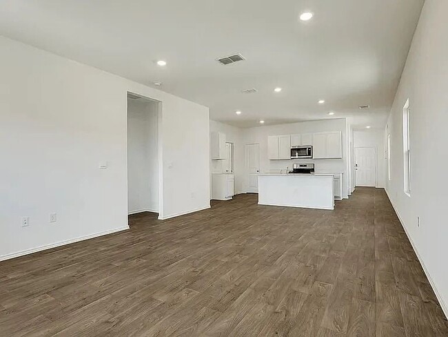 Building Photo - 12314 Silversmith Ln