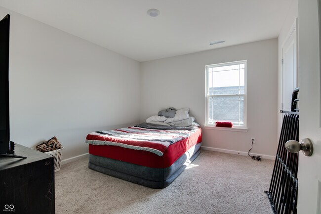 Building Photo - 2208 Gambel Ln