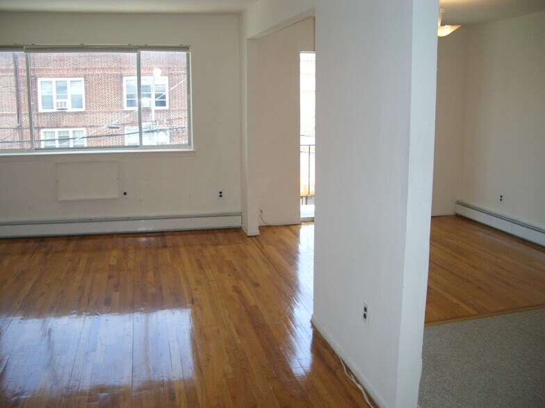 Building Photo - 2850 46th St