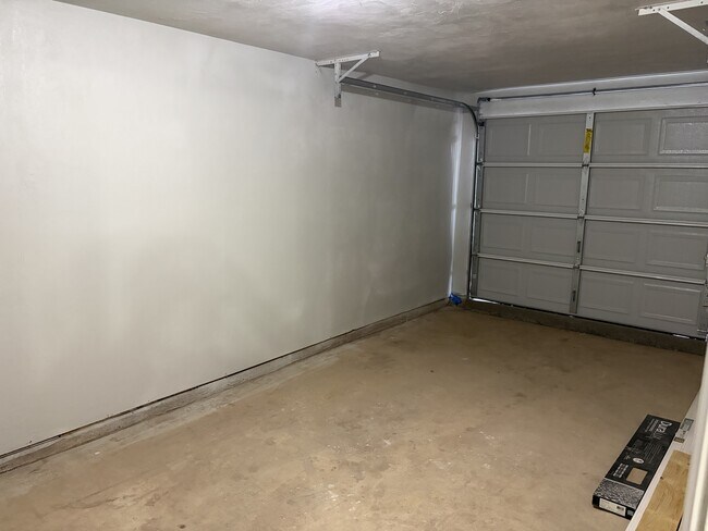 Building Photo - 522 W Highland St