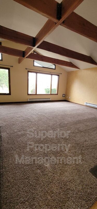 Building Photo - 7014 Ridge Rd