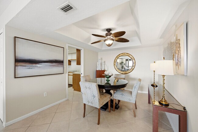 Building Photo - 5601 Turtle Bay Dr