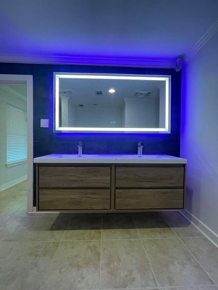 Building Photo - 1200 5th St