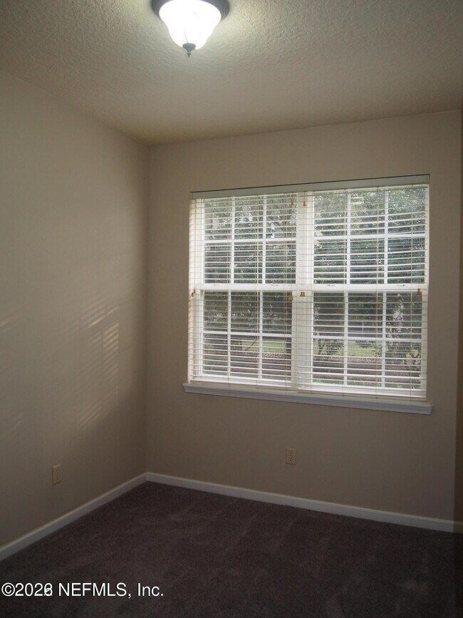 Building Photo - 12301 Kernan Forest Blvd