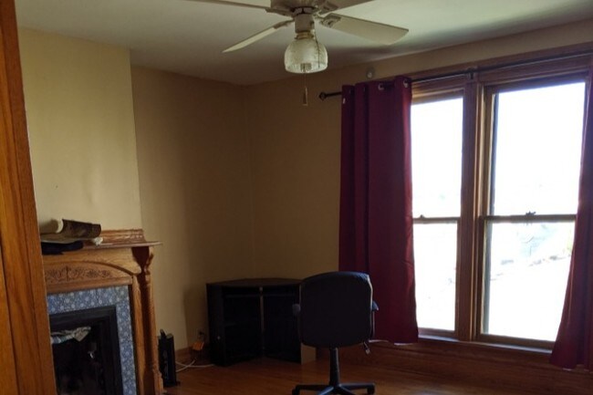 Building Photo - 256 Bryant St