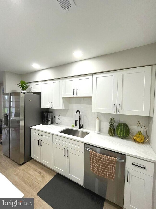 Building Photo - 402 A Mulberry Cove-402