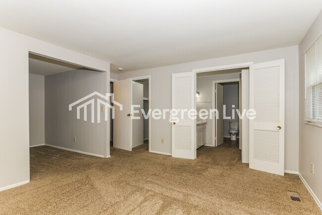 Building Photo - Coming Soon!