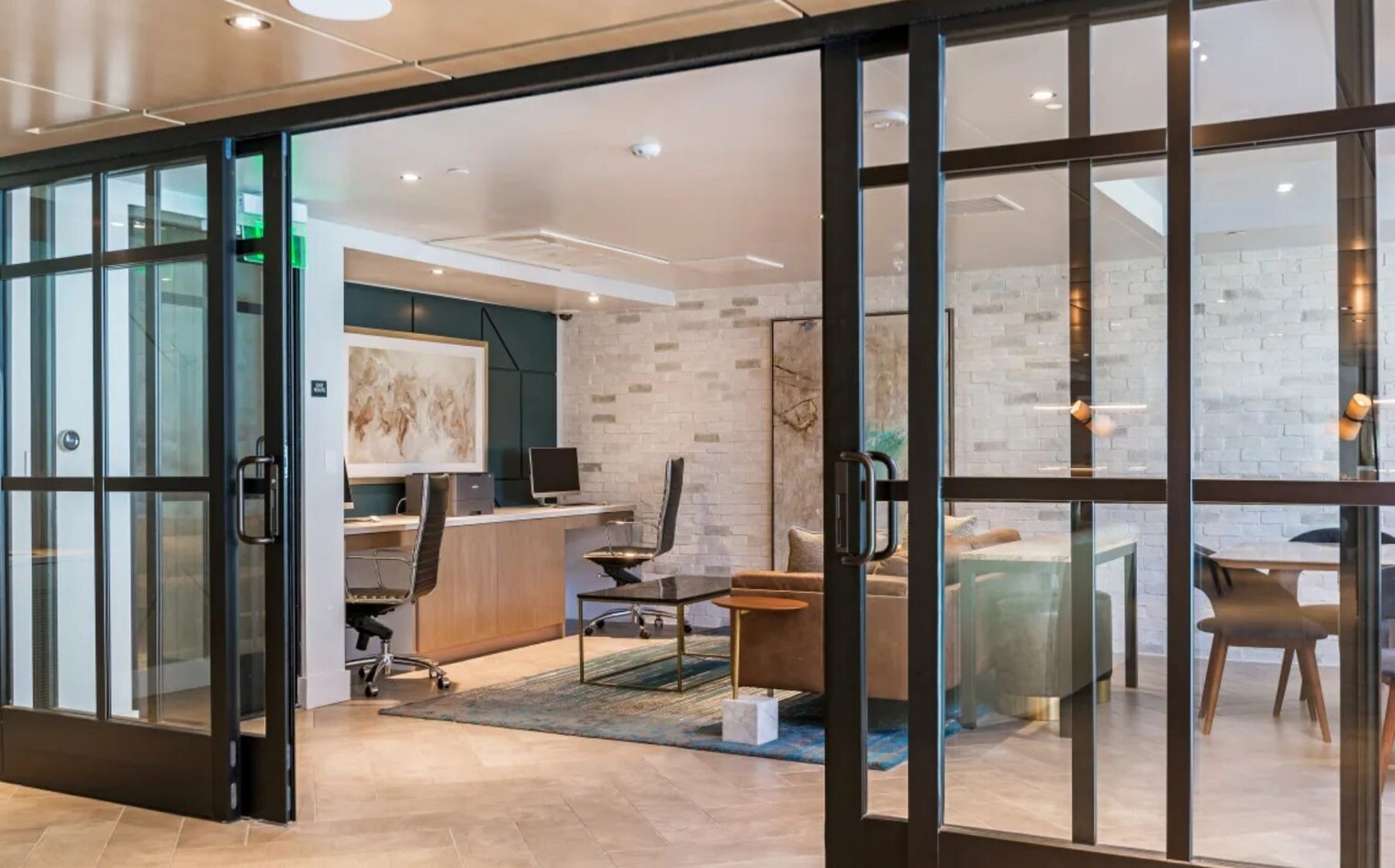 Building Photo - 13385 Highlands Pl