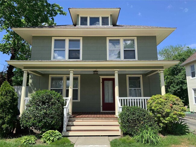Primary Photo - 2134 Jackson Ave