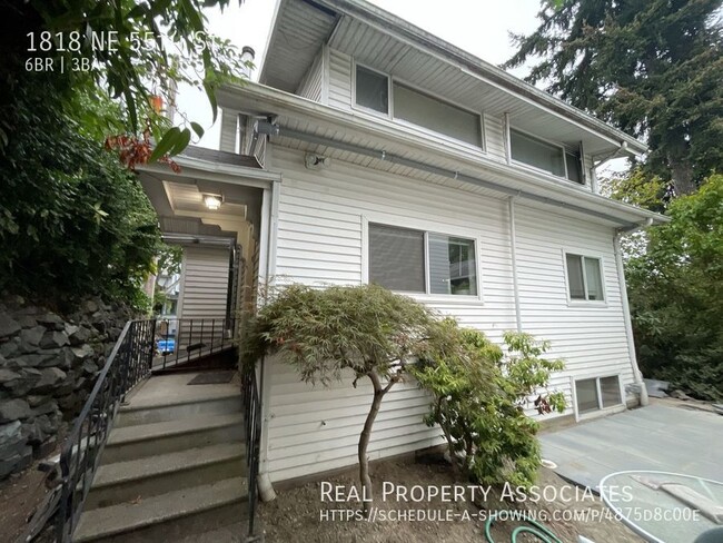 Primary Photo - 1818 NE 55th St