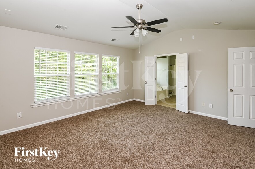 Building Photo - 11259 Cypress View Dr
