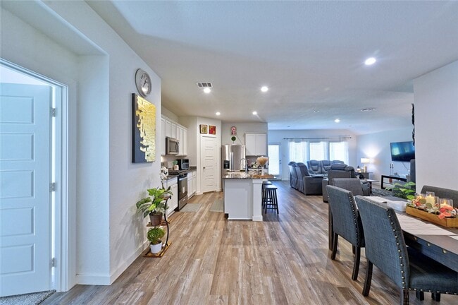 Building Photo - 8522 Kokernot Ln