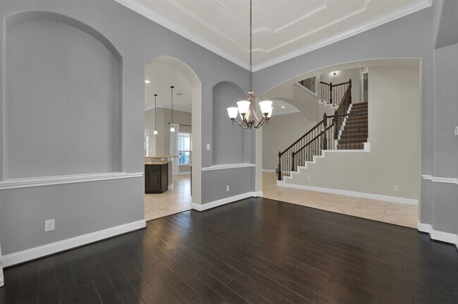 Building Photo - 42 Caprice Bend Pl
