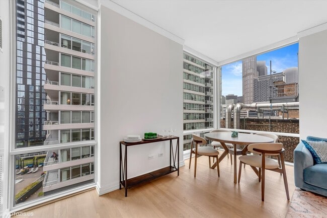 Building Photo - 170 W Polk St