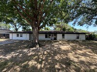 Building Photo - Location....Location....Location....