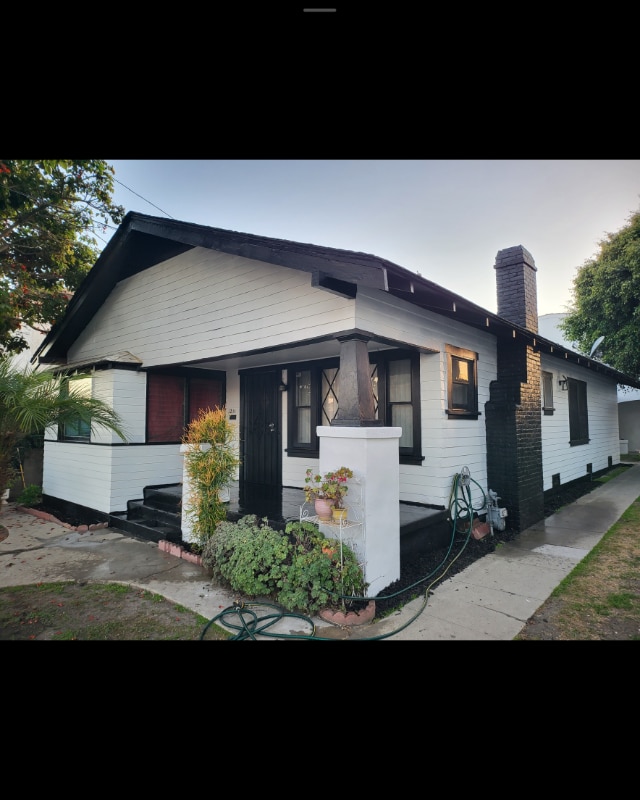 Building Photo - 1209 S Grand Ave