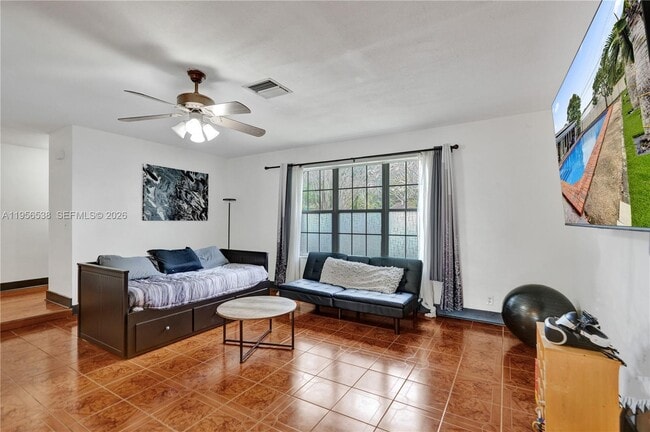 Building Photo - 5380 SW 8th Ct