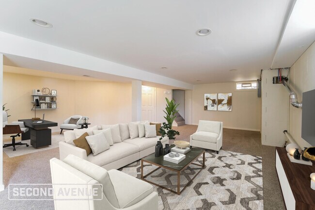 Building Photo - 1211 Main St