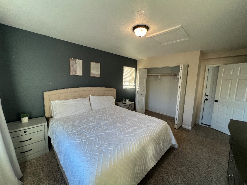 Building Photo - 48160 Rustic Ave