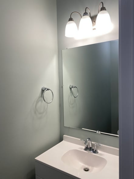 Building Photo - 45 Robin Wy