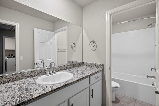 Building Photo - 371 Scarlet Pne Ct