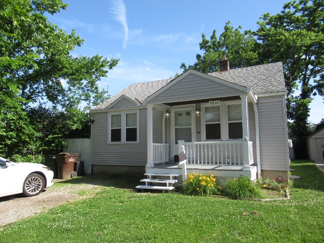 Building Photo - 4610 Belleview Ave