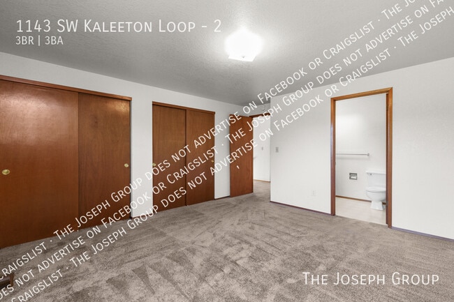 Building Photo - 1143 SW Kaleeton Loop