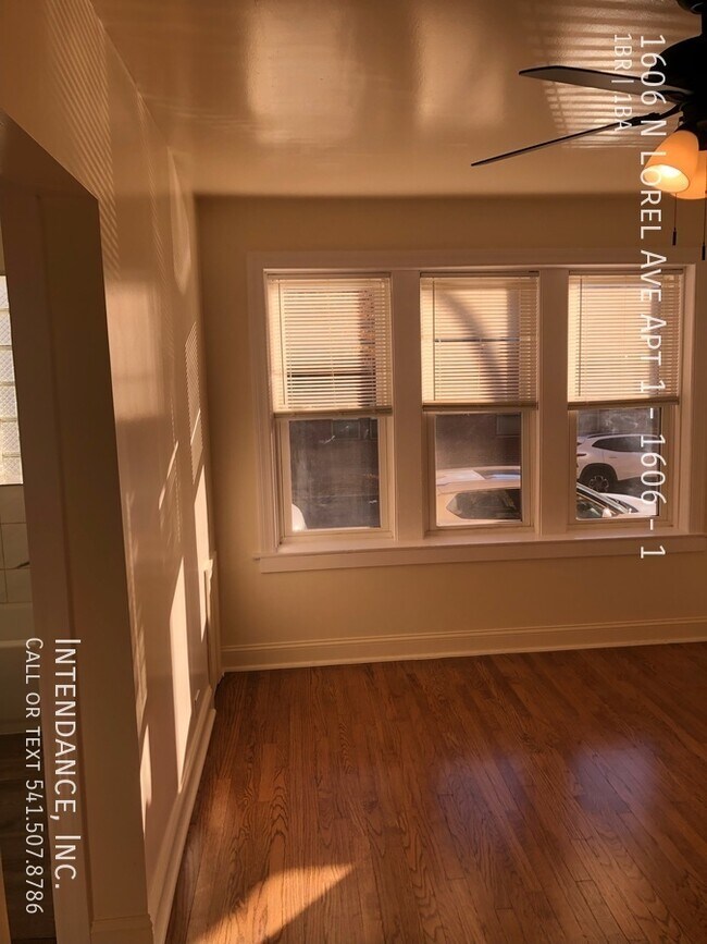 Building Photo - 1606 N Lorel Ave